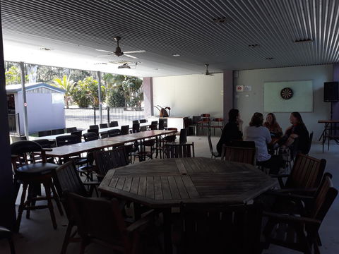 Speewah Country Tavern - Kawana Tourism 8