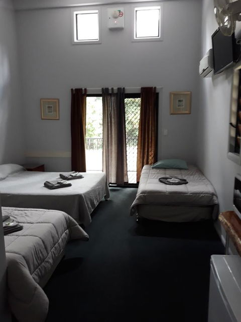 Speewah Country Tavern - Kawana Tourism 18