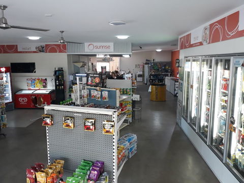 Speewah Country Tavern - Kawana Tourism 5