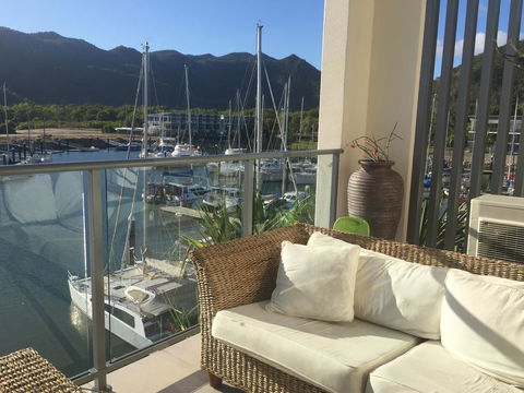 Absolute Waterfront Magnetic Island - Kawana Tourism 0