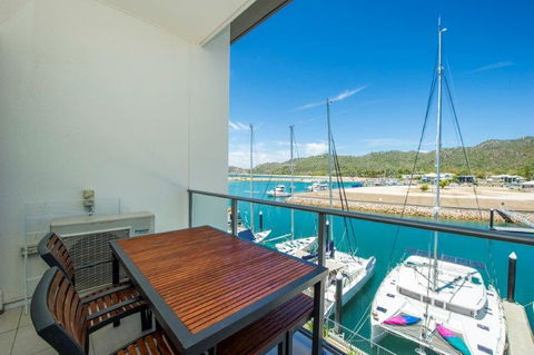 Absolute Waterfront Magnetic Island - Kawana Tourism 25