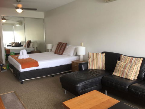Absolute Waterfront Magnetic Island - Kawana Tourism 22