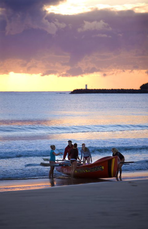 Alexandra On The Pacific - Kawana Tourism 24