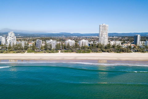 ULTIQA Burleigh Mediterranean Resort - Kawana Tourism 9