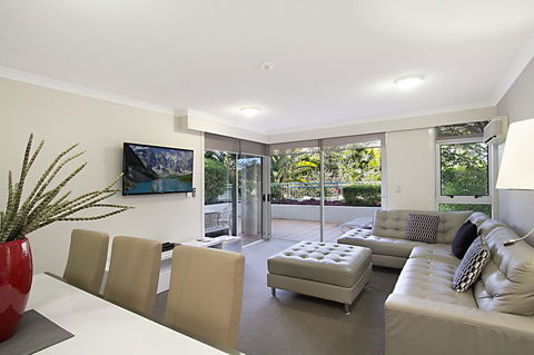 ULTIQA Burleigh Mediterranean Resort - Kawana Tourism 35