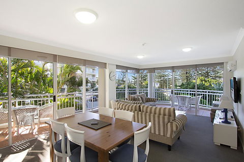 ULTIQA Burleigh Mediterranean Resort - Kawana Tourism 5