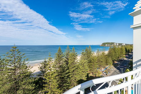 ULTIQA Burleigh Mediterranean Resort - Kawana Tourism 7
