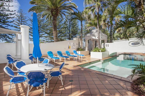 ULTIQA Burleigh Mediterranean Resort - Kawana Tourism 21