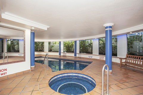 ULTIQA Burleigh Mediterranean Resort - Kawana Tourism 22