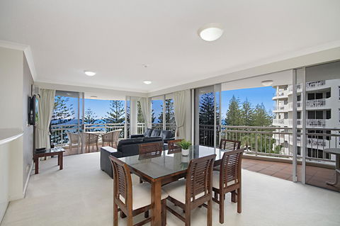 ULTIQA Burleigh Mediterranean Resort - Kawana Tourism 4