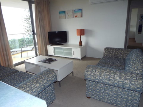 Northwind Beachfront Apartments - Kawana Tourism 16