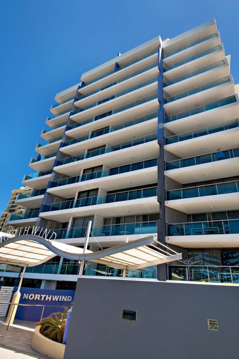 Northwind Beachfront Apartments - Kawana Tourism 7