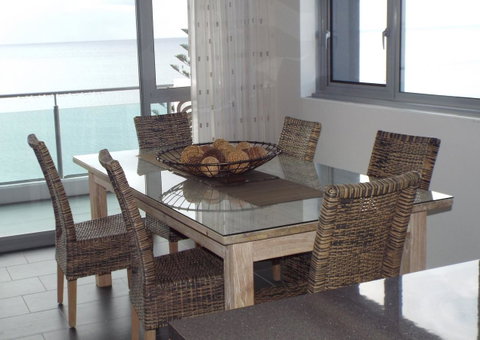 Northwind Beachfront Apartments - Kawana Tourism 15