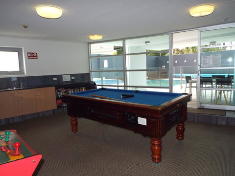 Northwind Beachfront Apartments - Kawana Tourism 14