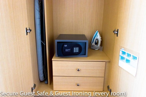 Airport Ascot Motel - Kawana Tourism 35