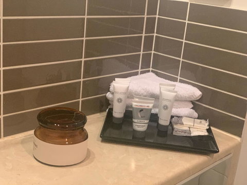 Airport Ascot Motel - Kawana Tourism 3