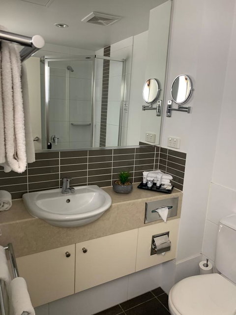 Airport Ascot Motel - Kawana Tourism 9
