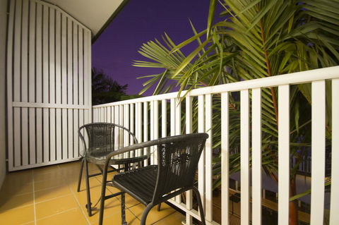 Coral Tree Inn - Kawana Tourism 34