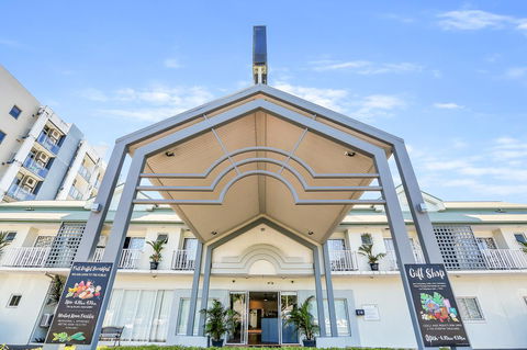 Coral Tree Inn - Kawana Tourism 30