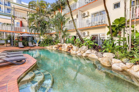 Coral Tree Inn - Kawana Tourism 24