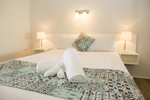 Amaroo At Trinity - Kawana Tourism 10