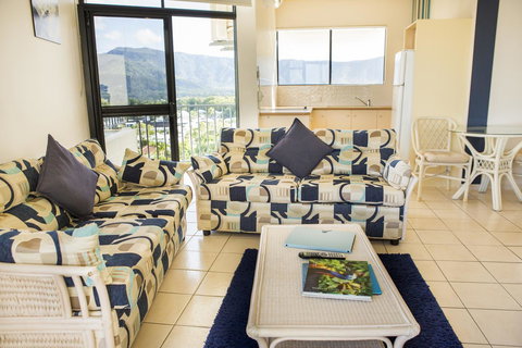 Amaroo At Trinity - Kawana Tourism 35