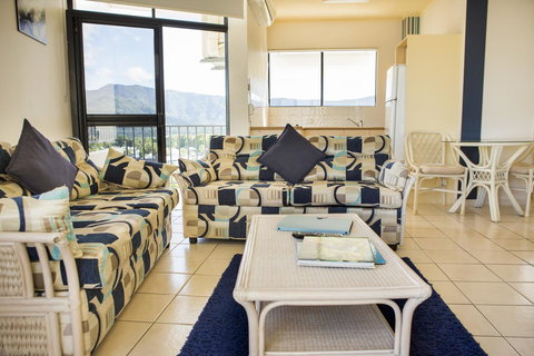 Amaroo At Trinity - Kawana Tourism 25