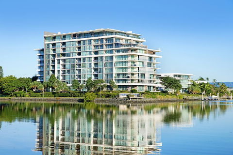 ULTIQA Freshwater Point Resort - Kawana Tourism 21