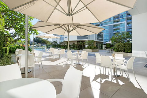 ULTIQA Freshwater Point Resort - Kawana Tourism 25
