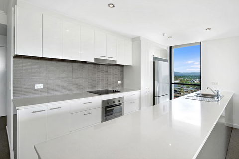 ULTIQA Freshwater Point Resort - Kawana Tourism 29