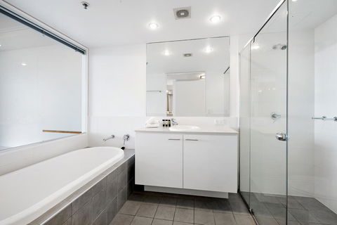 ULTIQA Freshwater Point Resort - Kawana Tourism 19