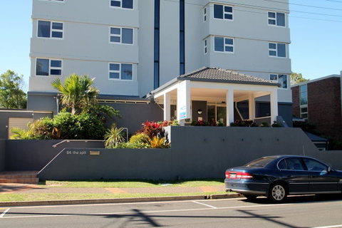 84 The Spit Holiday Apartments - Kawana Tourism 26