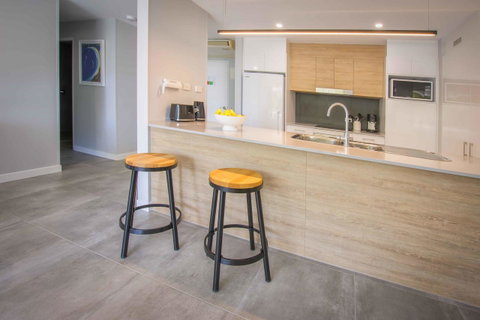 84 The Spit Holiday Apartments - Kawana Tourism 11