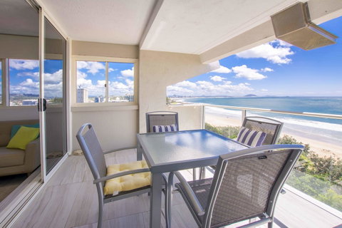 84 The Spit Holiday Apartments - Kawana Tourism 24