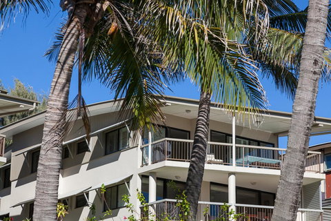 Cylinder Beach Mooloomba Unit 3 - Kawana Tourism 14