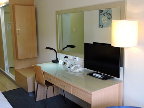 Best Western Airport 85 Motel - Kawana Tourism 27