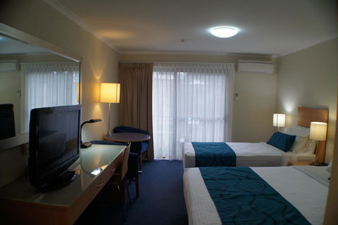 Best Western Airport 85 Motel - Kawana Tourism 26