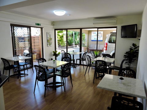 Best Western Airport 85 Motel - Kawana Tourism 12