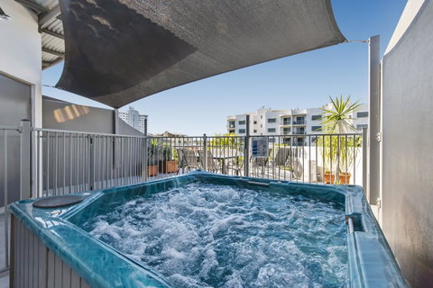 Dockside Apartments Mooloolaba - Kawana Tourism 10