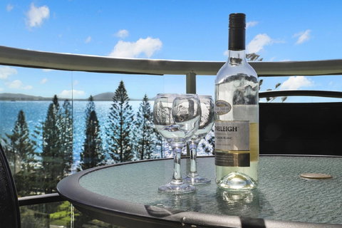 Malibu Apartments - Kawana Tourism 0