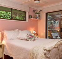 Manitzky Magic -BB Home with Heart - Kawana Tourism