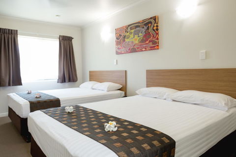 Cairns Colonial Club Resort - Kawana Tourism 32