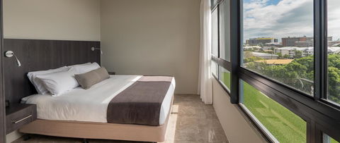 Sunshine Tower Hotel - Kawana Tourism 19