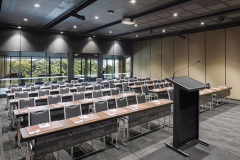 Hotel Grand Chancellor Brisbane - Kawana Tourism 17
