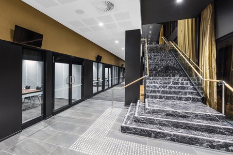Hotel Grand Chancellor Brisbane - Kawana Tourism 15