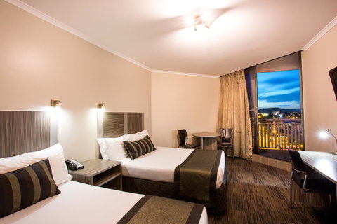 Hotel Grand Chancellor Brisbane - Kawana Tourism 28