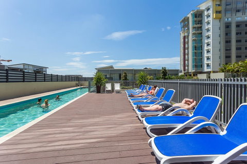 Oxygen Apartments - Kawana Tourism 17