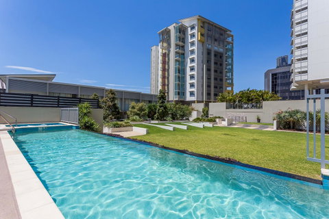 Oxygen Apartments - Kawana Tourism 1