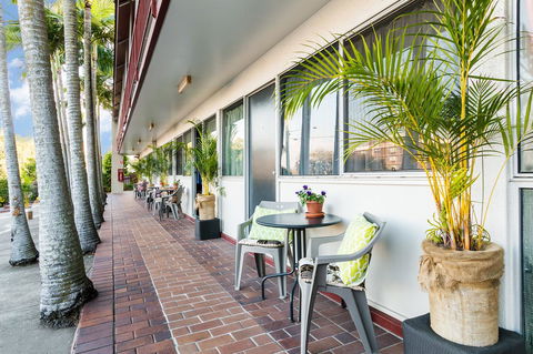 Airport Riverview Motel - Kawana Tourism 25