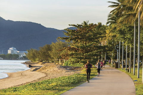 Hides Hotel - Kawana Tourism 43